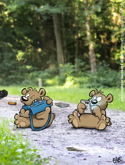 Twee beertjes zitten op een bospad te spelen met de spullen die ze gestolen hebben van een paar picknickers, fragment uit een illustratie die wordt gemaakt in een uitlegvideo voor XP-Pen.
